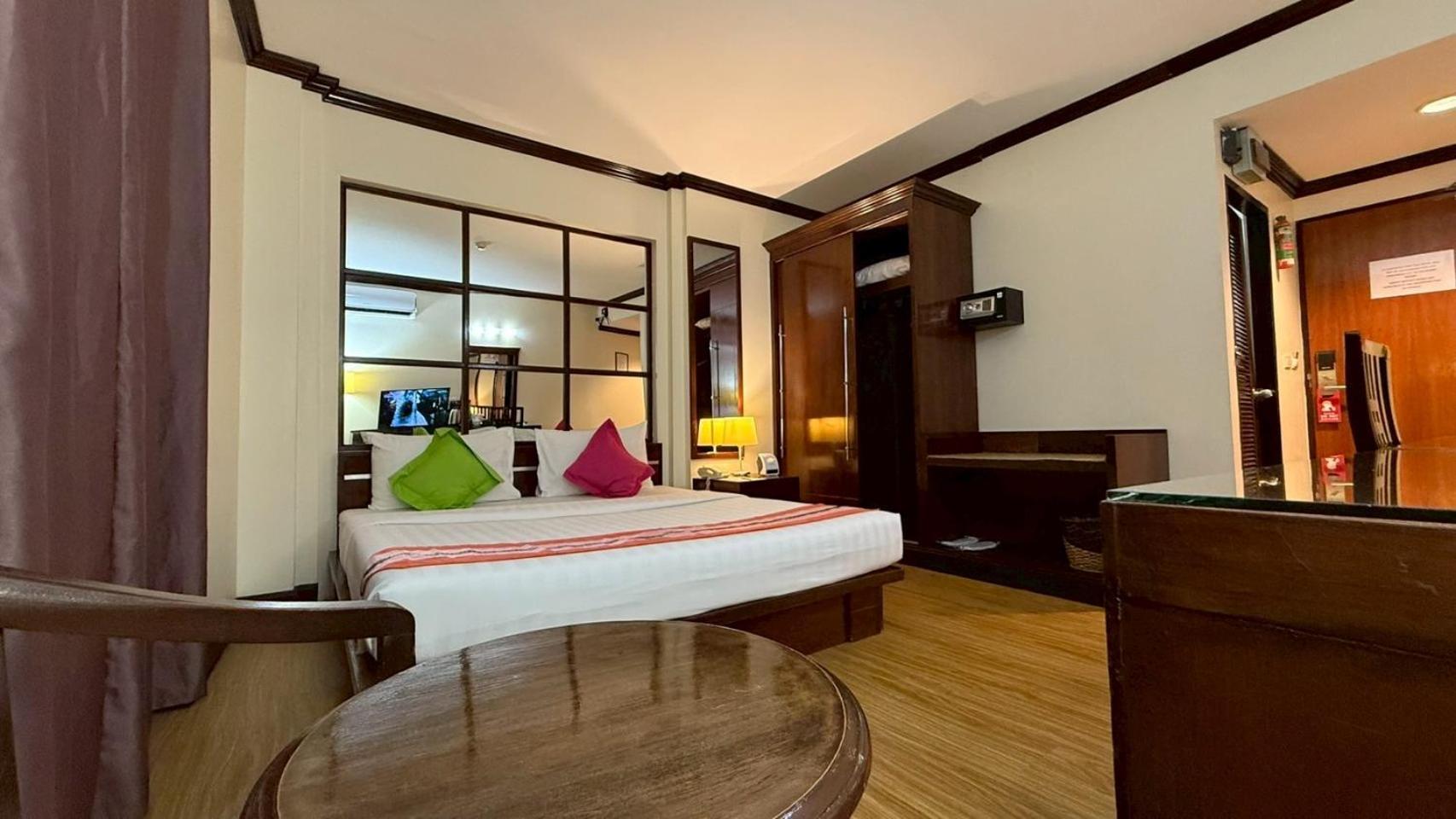Grand Business Inn Bangkok Kültér fotó