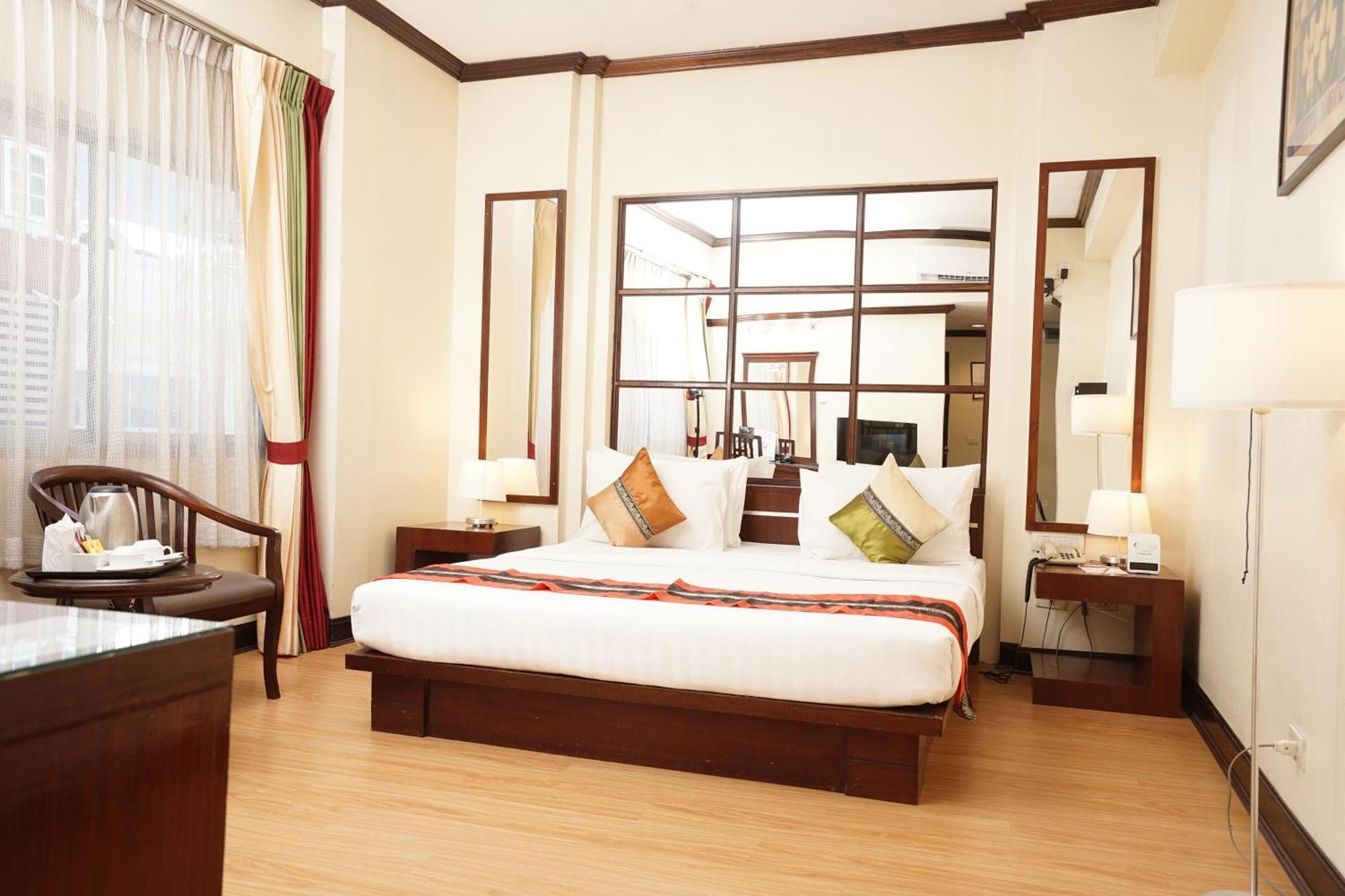 Grand Business Inn Bangkok Kültér fotó